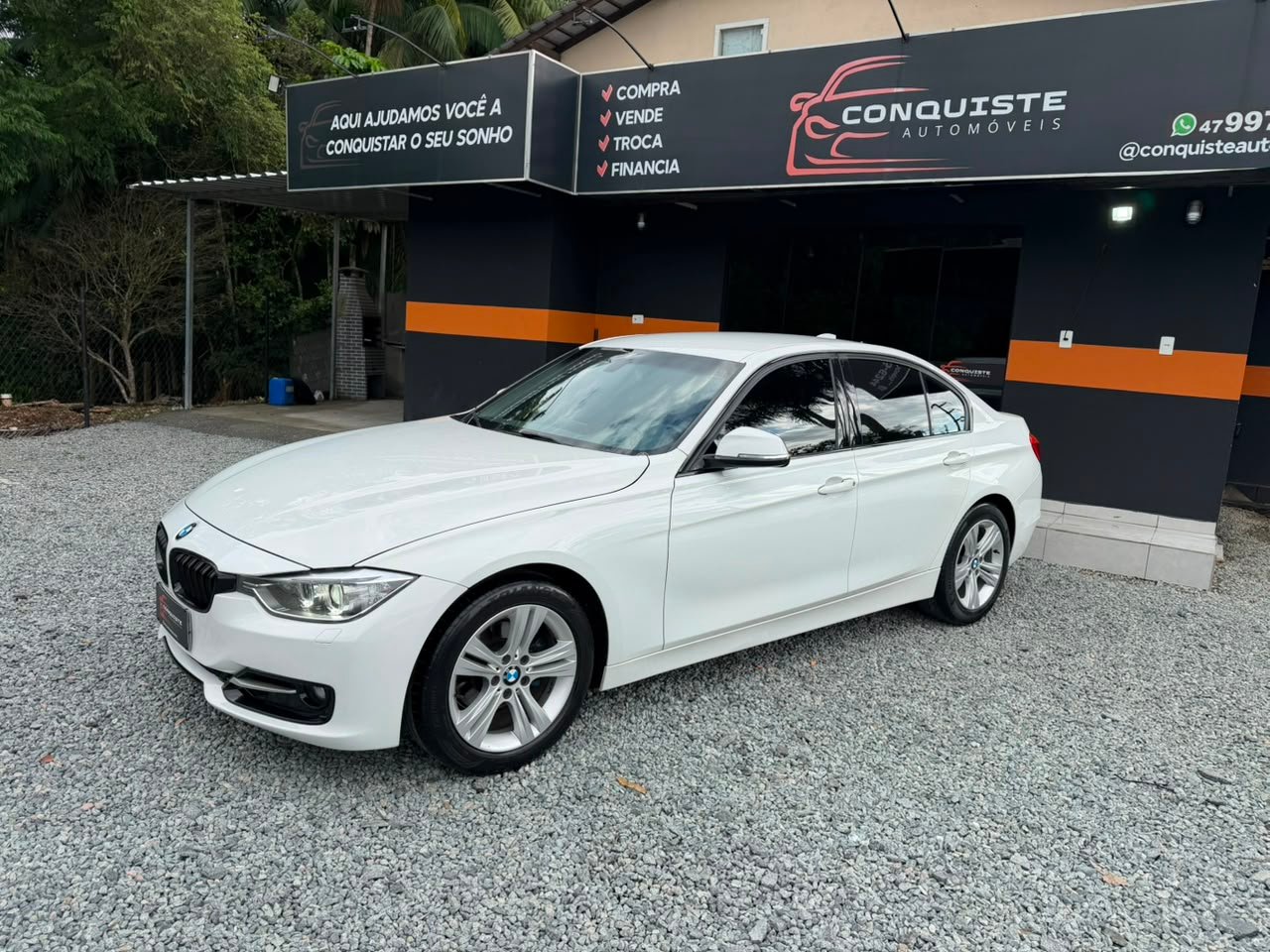 Foto 1 de BMW 320iA ACTIVE FLEX