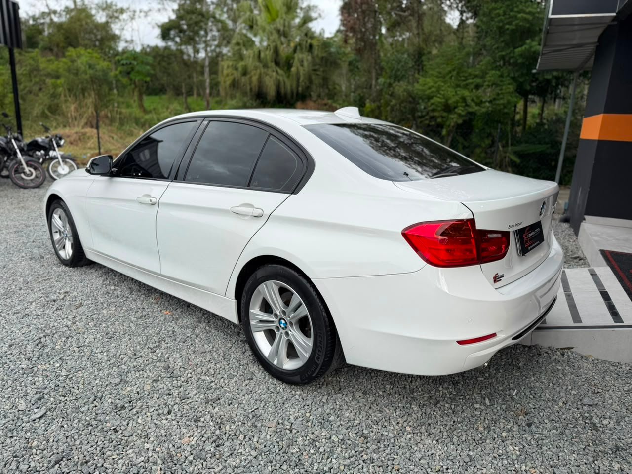 Foto 5 de BMW 320iA ACTIVE FLEX