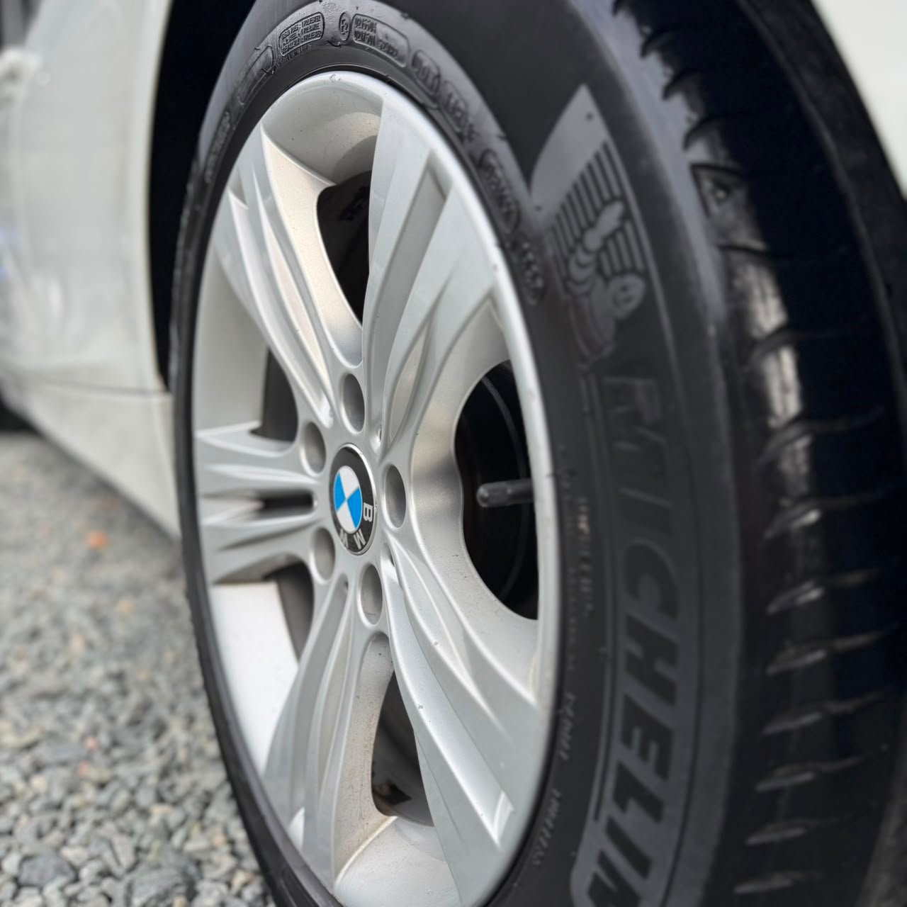 Foto 7 de BMW 320iA ACTIVE FLEX