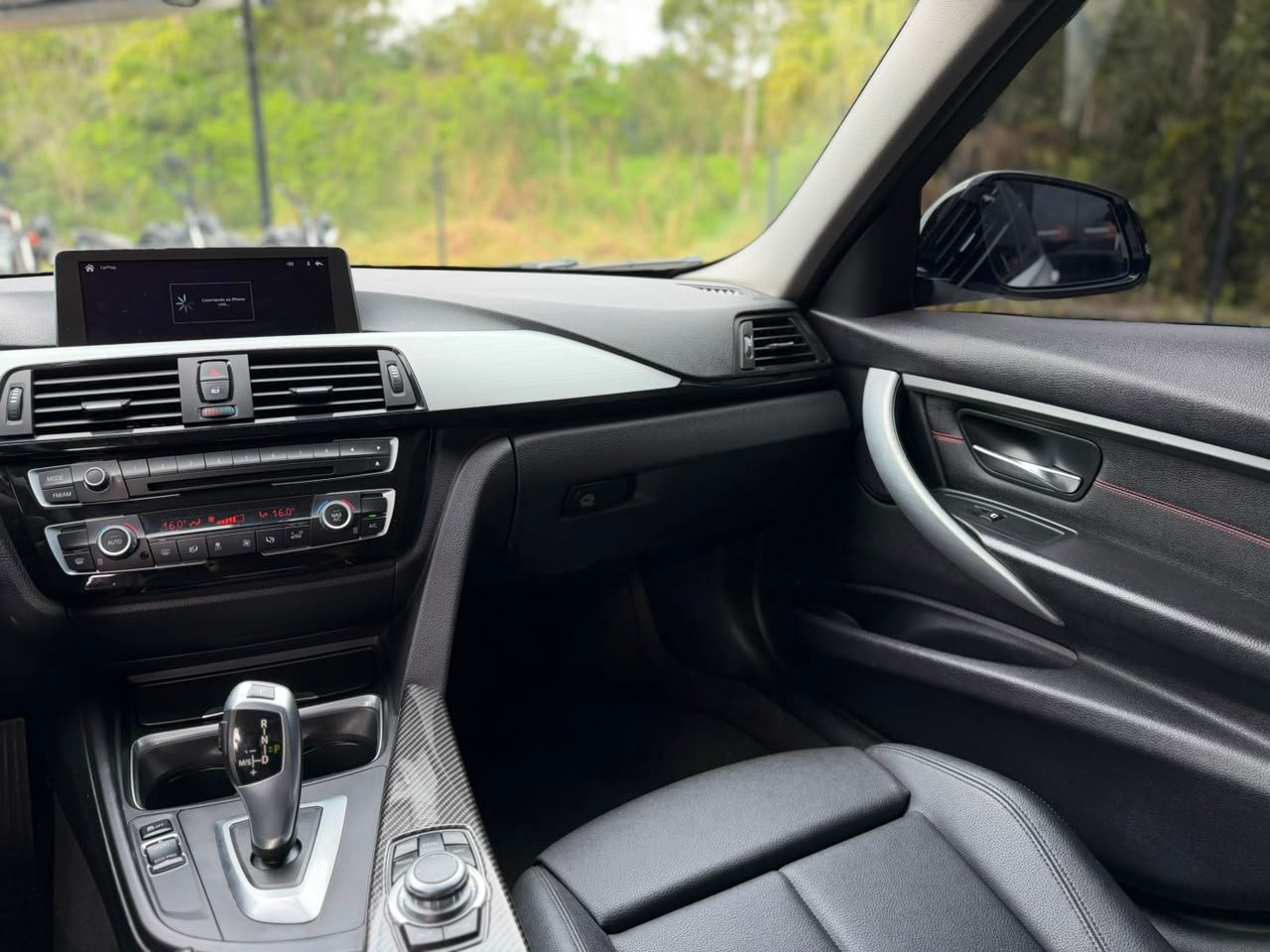 Foto 12 de BMW 320iA ACTIVE FLEX
