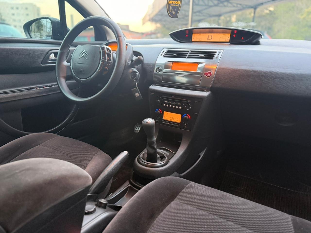 Foto 12 de CITROËN C4 EXCLUSIVE
