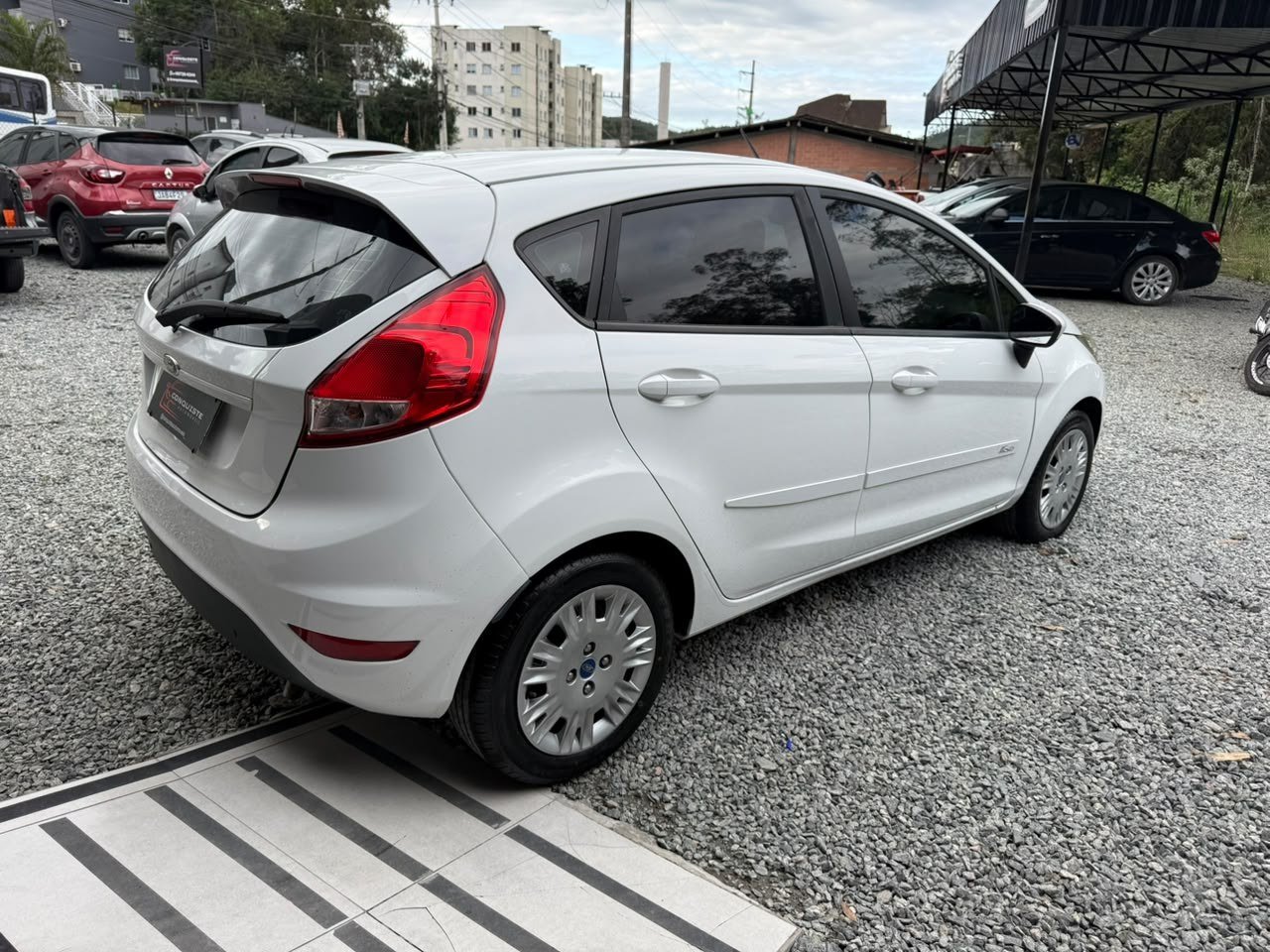 Foto 7 de FORD NEW FIESTA