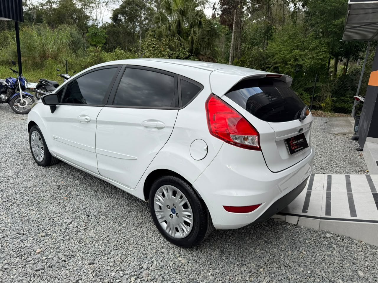 Foto 10 de FORD NEW FIESTA