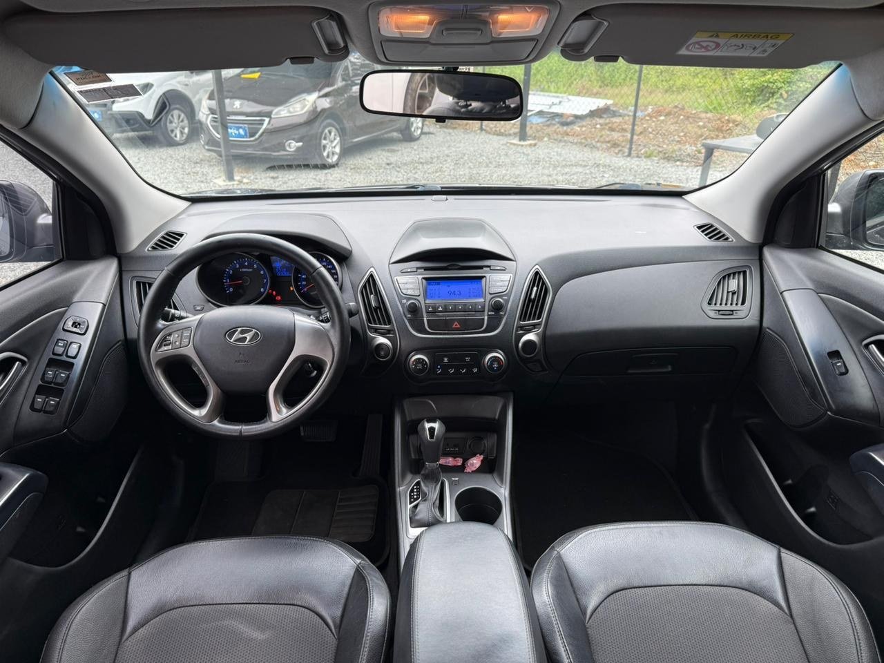 Foto 11 de HYUNDAI IX35 GL