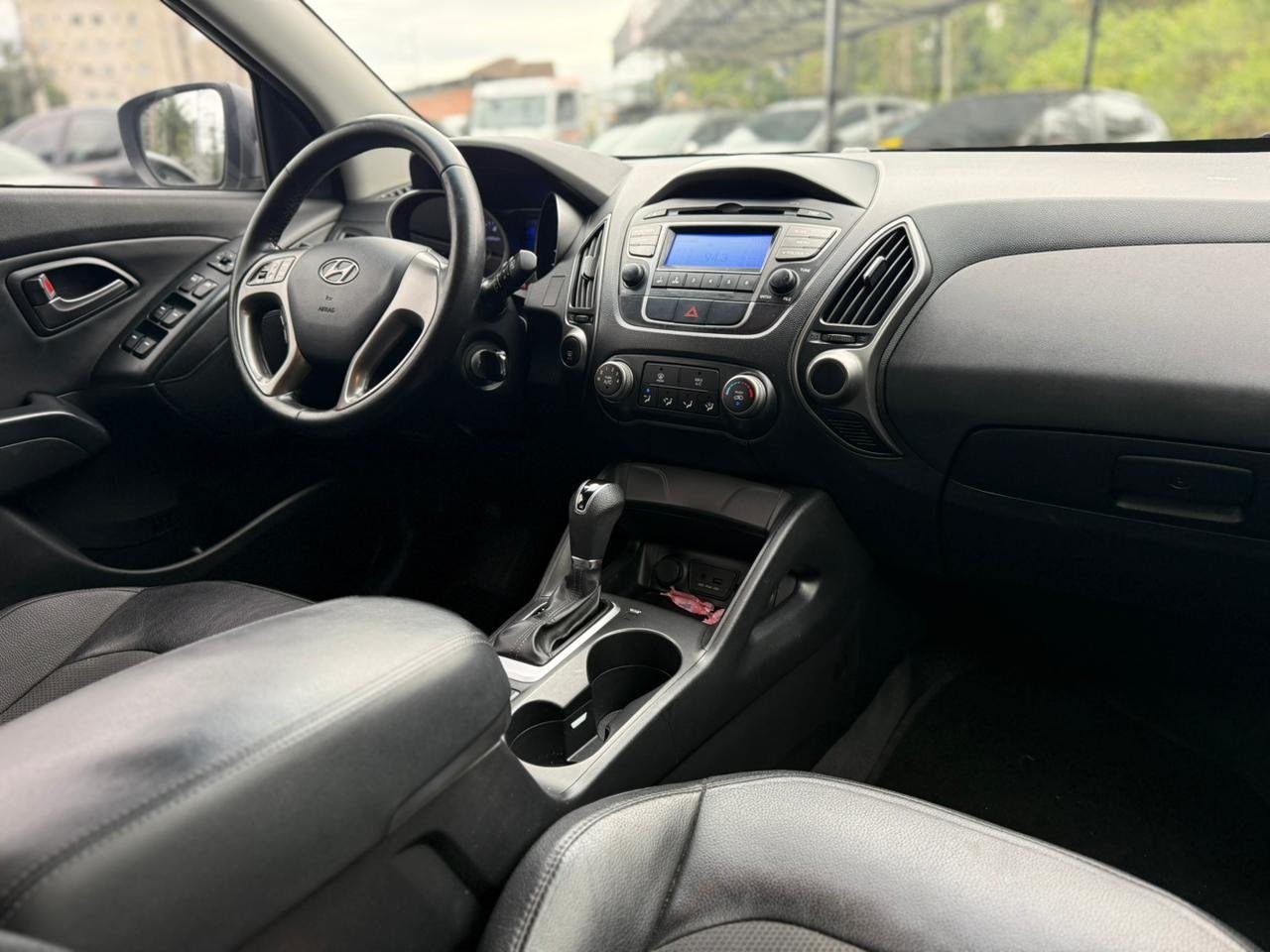 Foto 12 de HYUNDAI IX35 GL