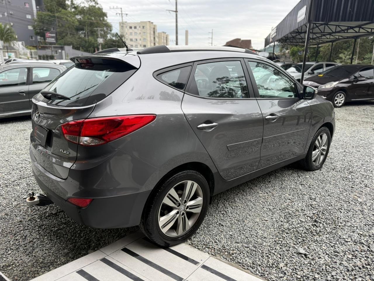 Foto 13 de HYUNDAI IX35 GL