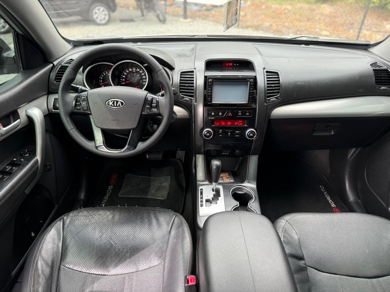 Foto 2 de KIA SORENTO