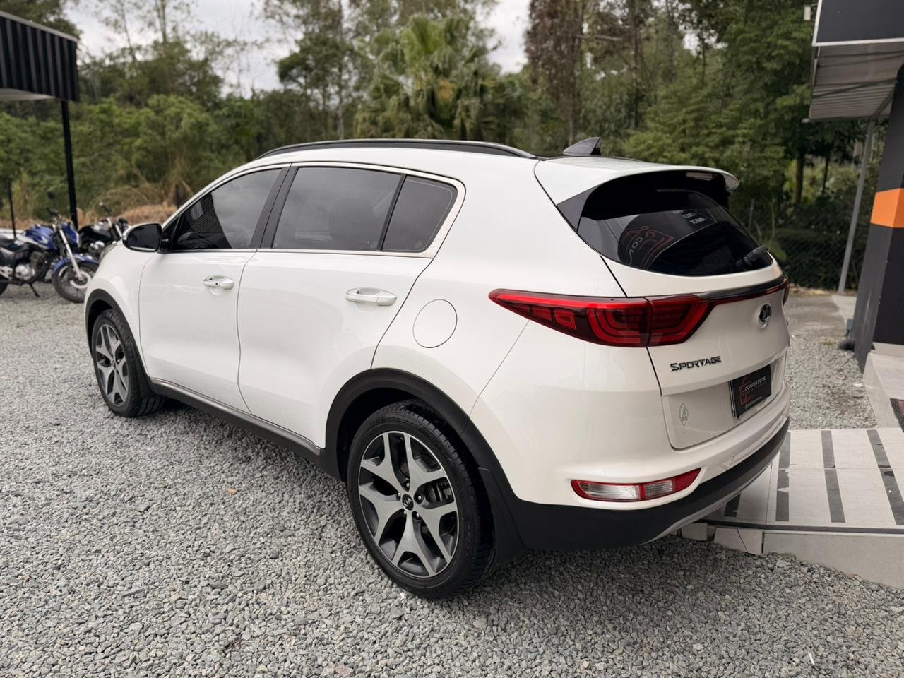 KIA SPORTAGE EX