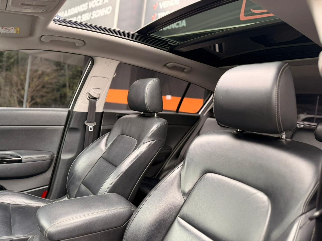 Foto 10 de KIA SPORTAGE EX