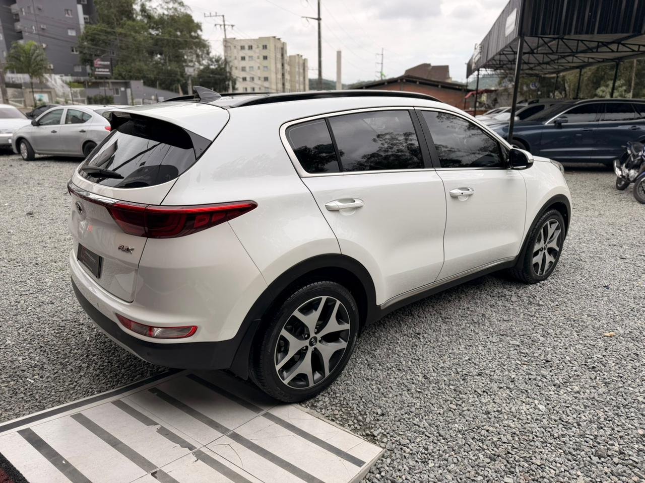 Foto 14 de KIA SPORTAGE EX