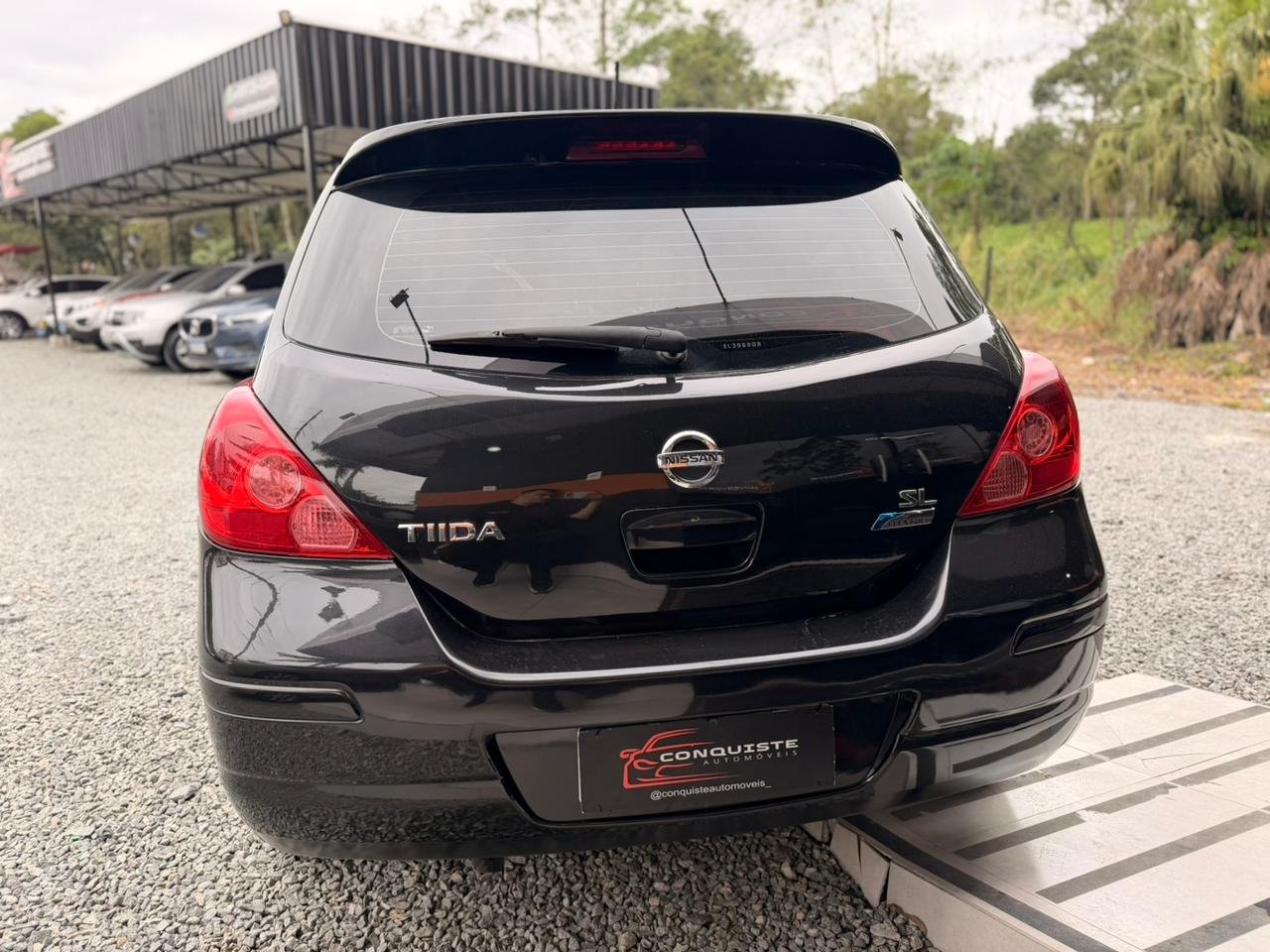 Foto 6 de NISSAN TIIDA SL