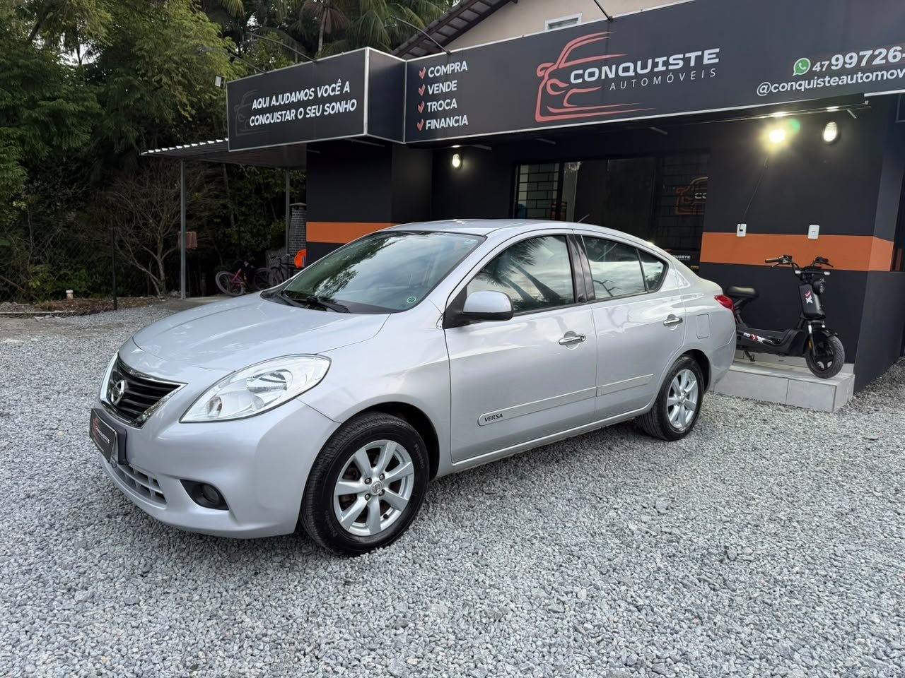 Foto 1 de NISSAN VERSA SL