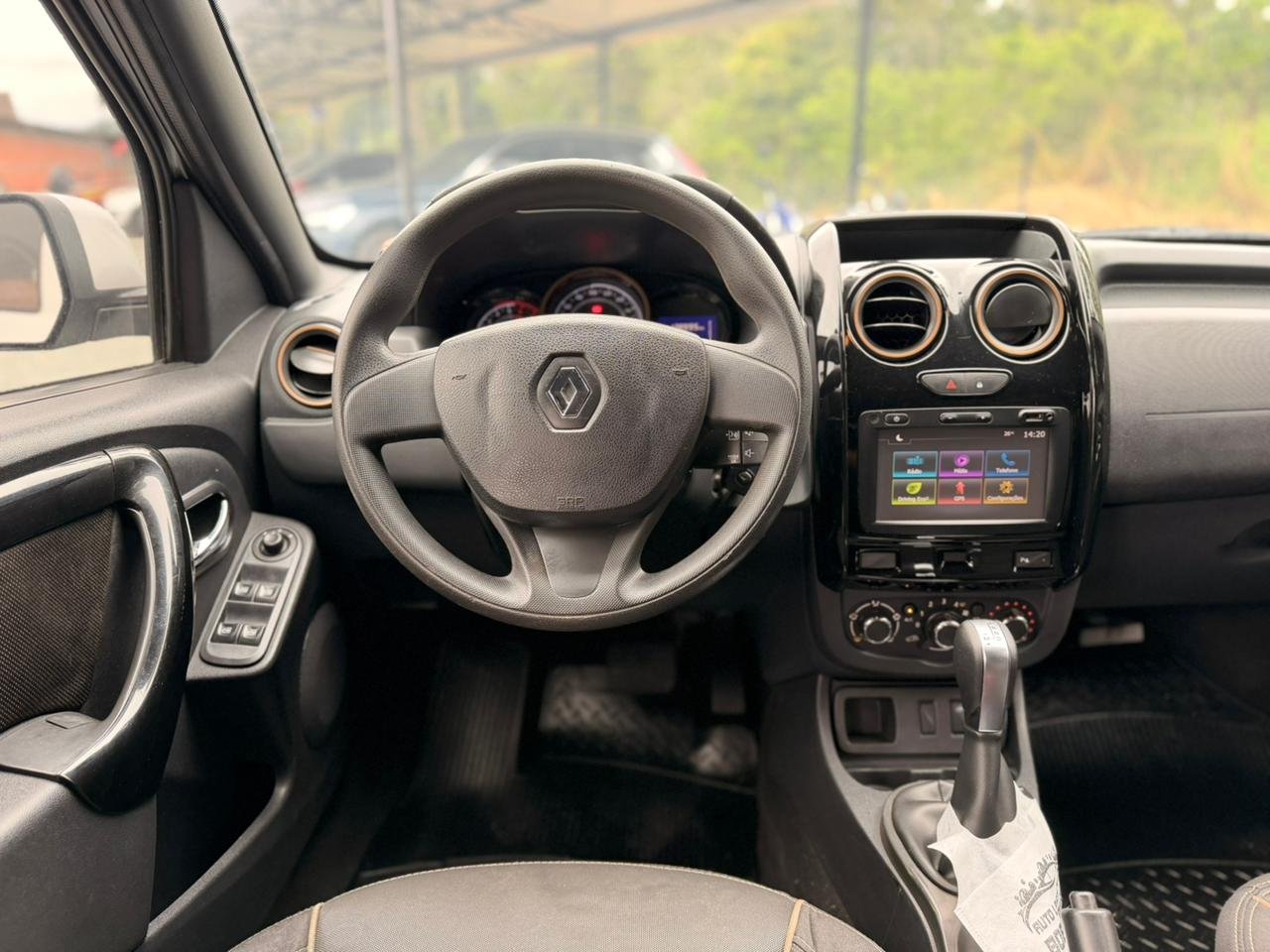 Foto 9 de RENAULT DUSTER DYNAMIQUE