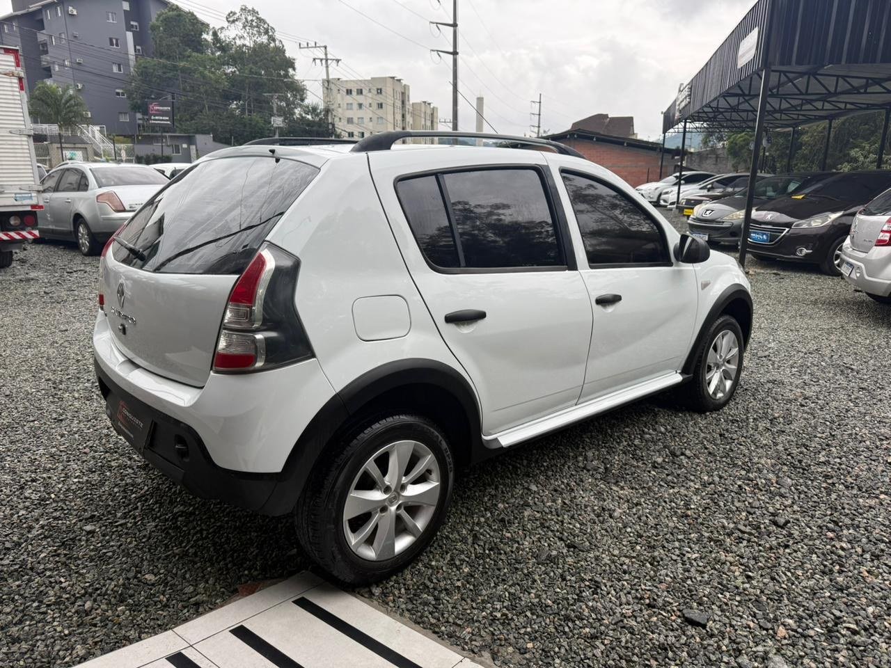 Foto 7 de RENAULT SANDERO STEPWAY