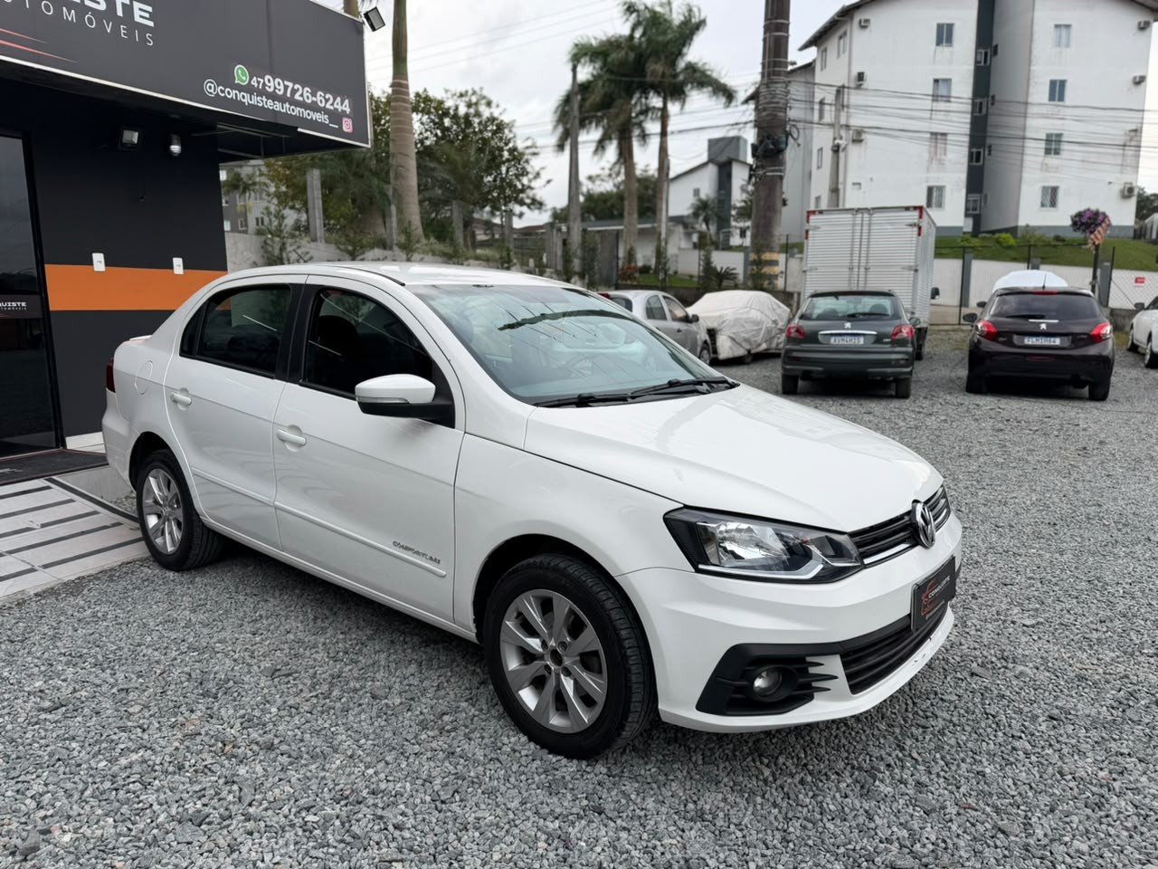 Foto 2 de VOLKSWAGEN VOYAGE COMFORTLINE