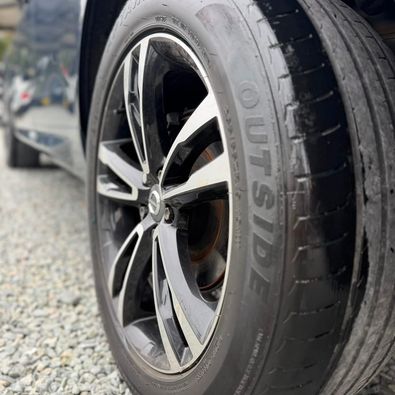 Foto 4 de VOLVO XC60 T5 MOMENTUM